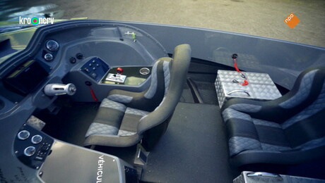 Klaas is voor één dag powerboatracer